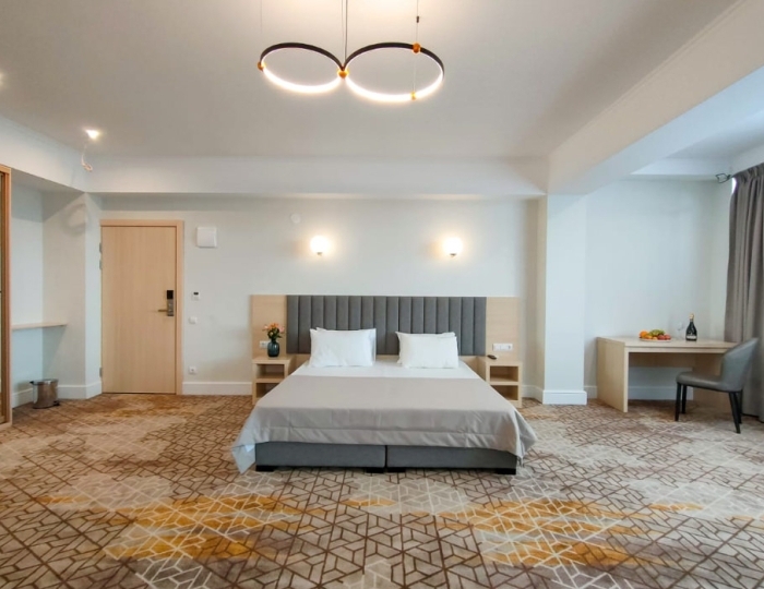 1-мест.(разм. в 2-мест.) люкс с балк. (вид на море) - Отель Citrus / Цитрус Гагра